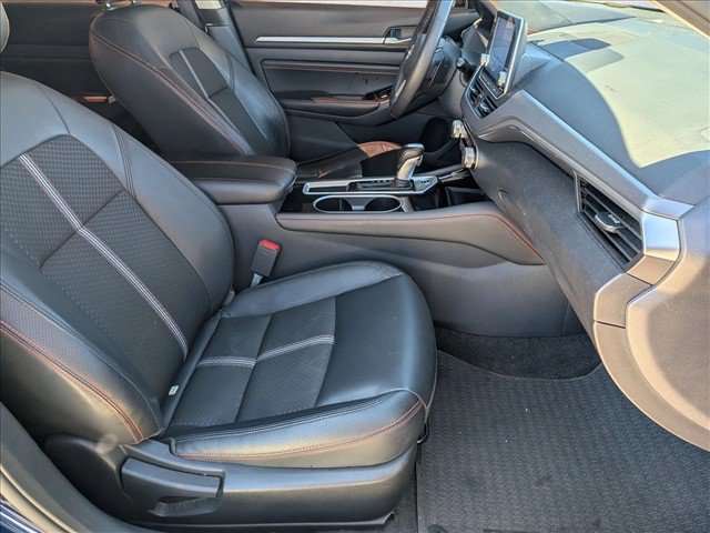 Used 2023 Nissan Altima 2.5 SR FWD image 19