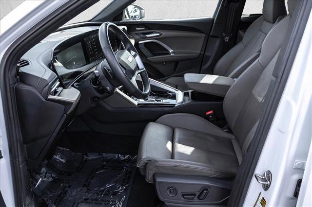 Certified 2025 Audi Q5 Premium Plus w/ Premium Plus image 12