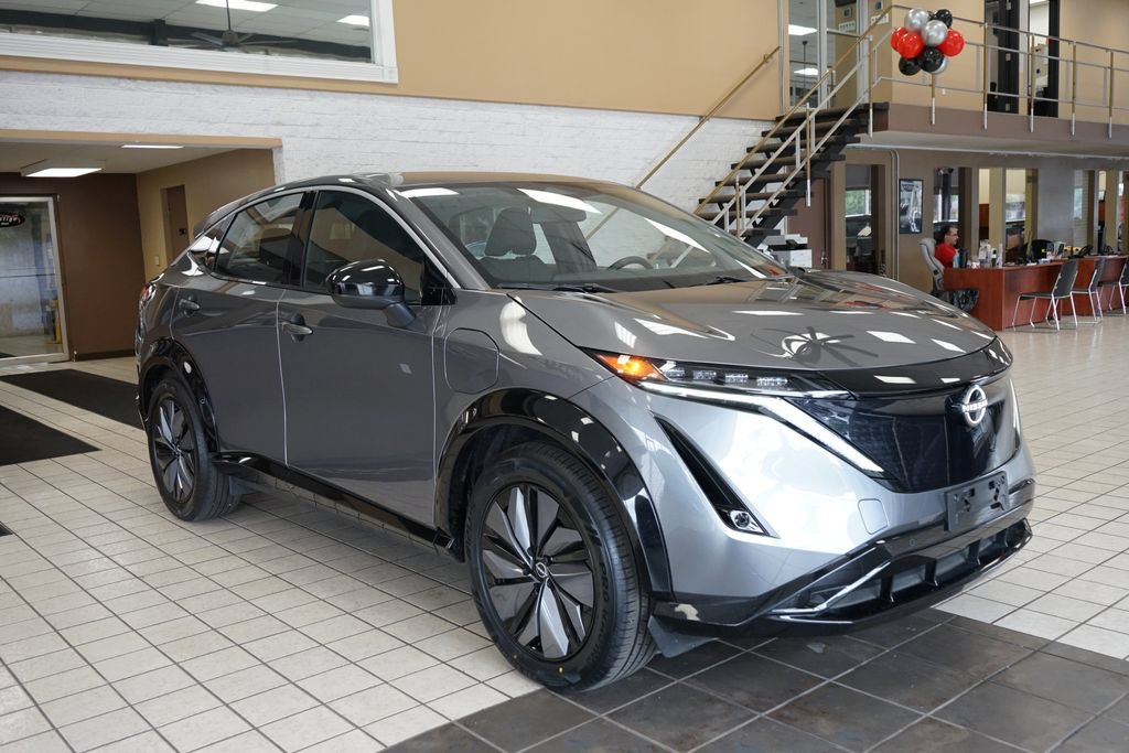 Used 2023 Nissan Ariya FWD image 20