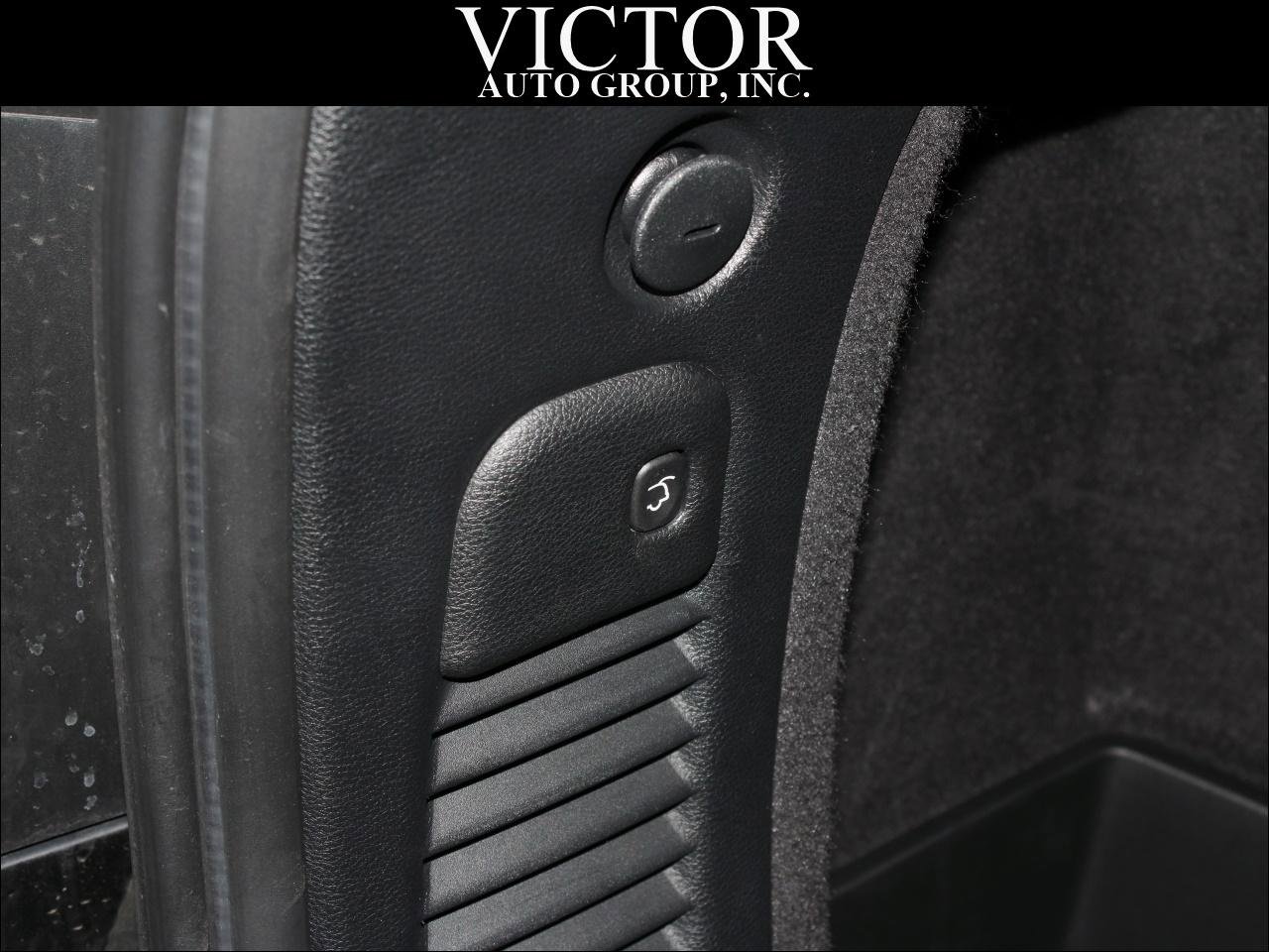 Used 2023 Dodge Durango GT image 35