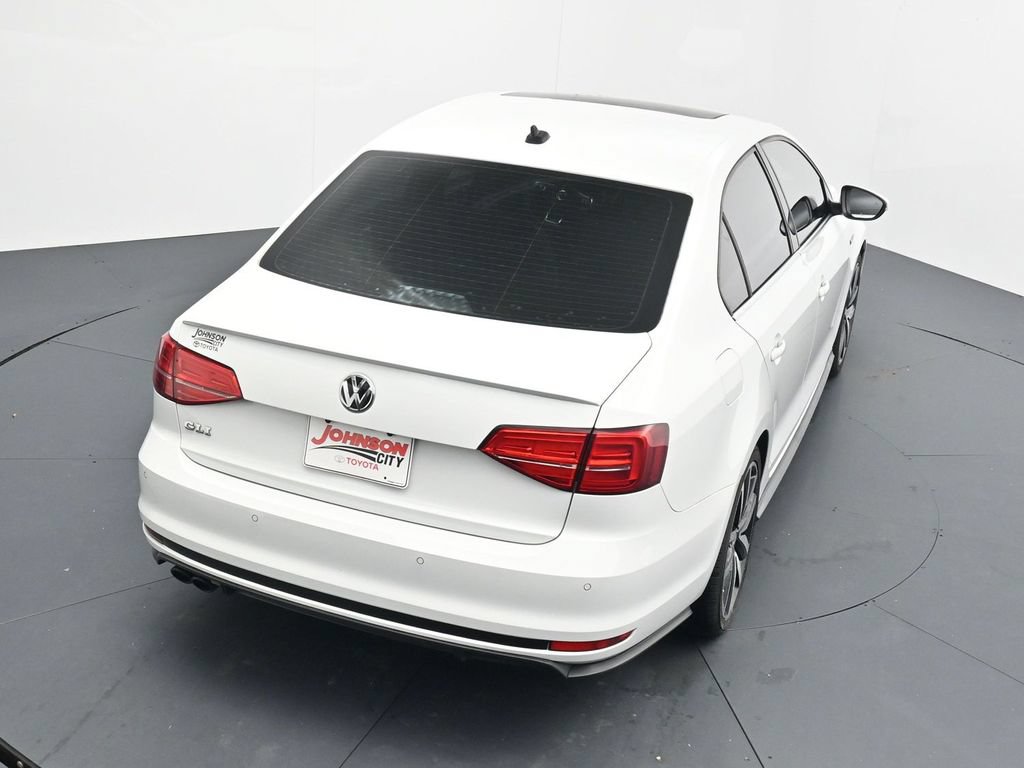 Used 2018 Volkswagen Jetta GLI FWD image 29