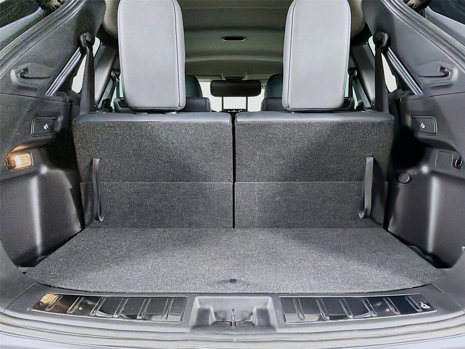 Used 2023 Mitsubishi Outlander SE image 24