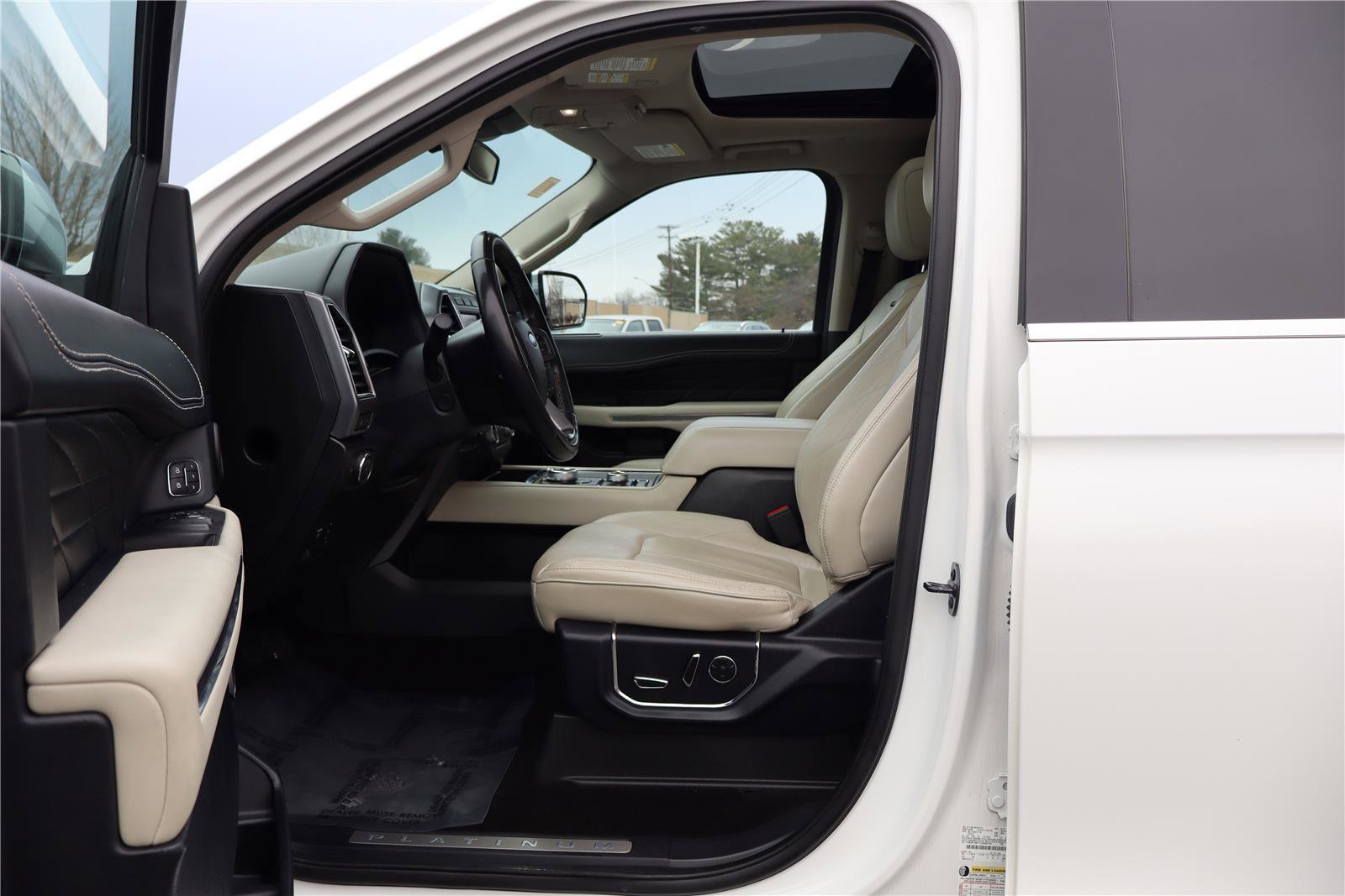 Used 2020 Ford Expedition Max Platinum image 14