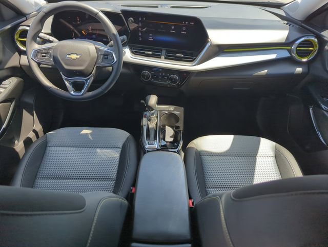 Used 2026 Chevrolet Trax LT w/ Driver Confidence Package image 14