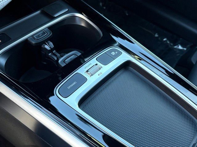 New 2026 Mercedes-Benz GLB 250 4MATIC image 14