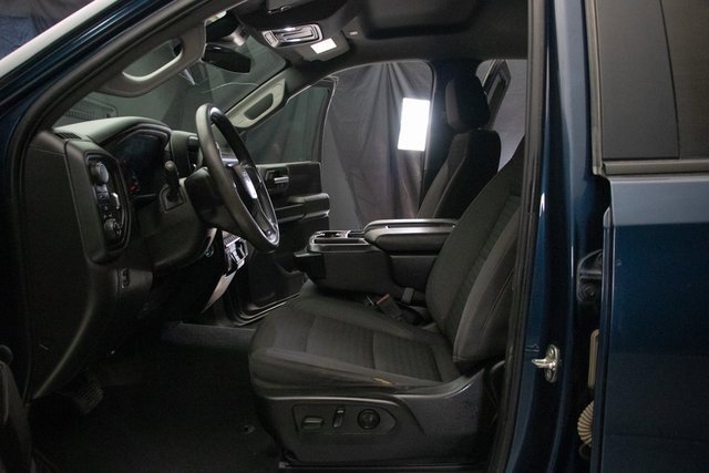 Used 2022 Chevrolet Silverado 1500 Custom Trail Boss image 24