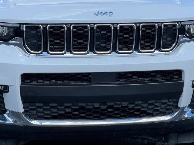 Used 2023 Jeep Grand Cherokee L Limited AWD/4WD image 49
