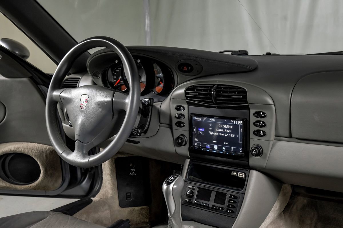 Used 2001 Porsche 911 Carrera image 20