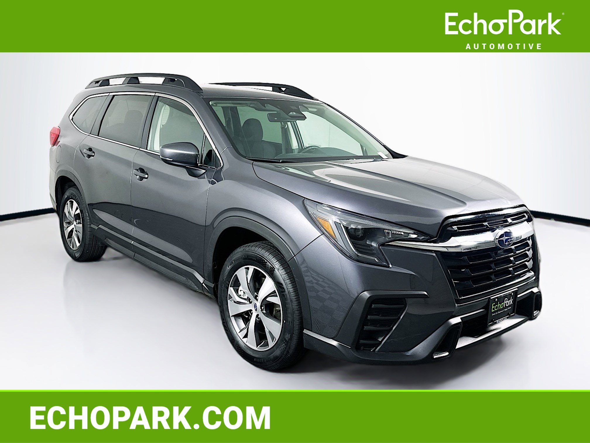 Used 2025 Subaru Ascent Premium image 1
