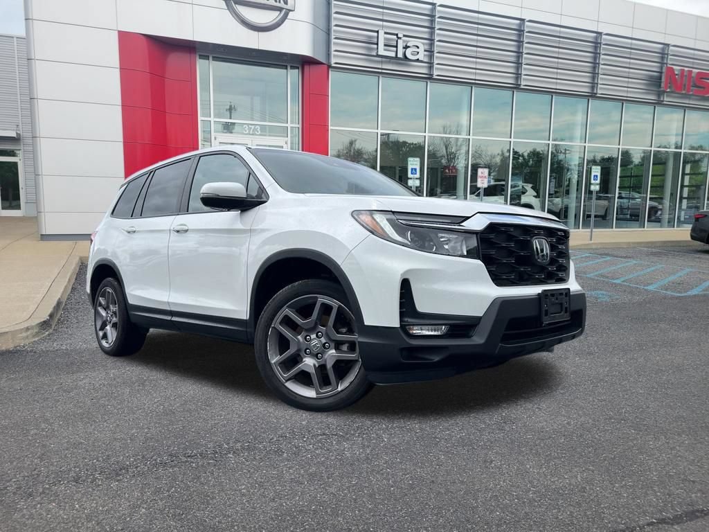 Used 2023 Honda Passport EX-L image 2