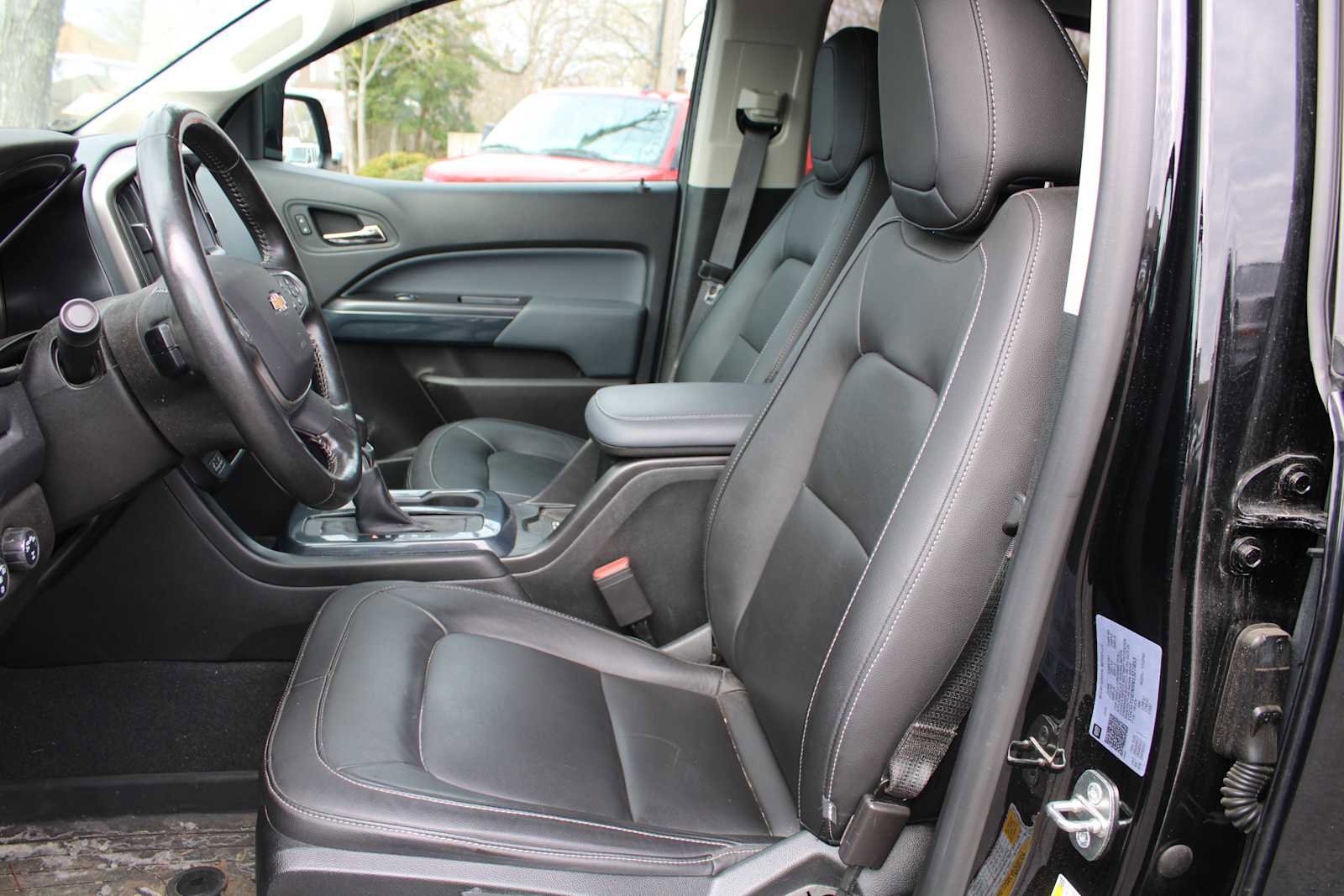 Used 2022 Chevrolet Colorado Z71 image 5