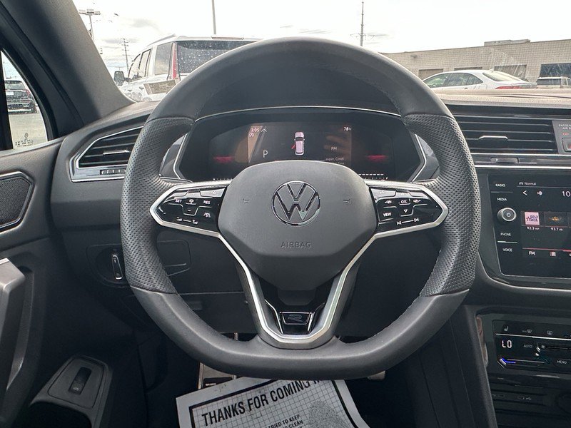 Used 2024 Volkswagen Tiguan SE R-Line w/ MDO Package, Two-Row image 15