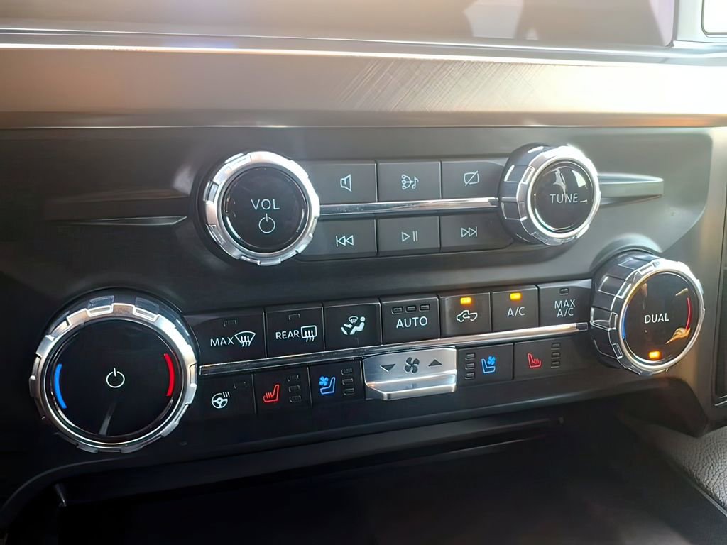 Used 2024 Ford F250 King Ranch AWD/4WD image 11