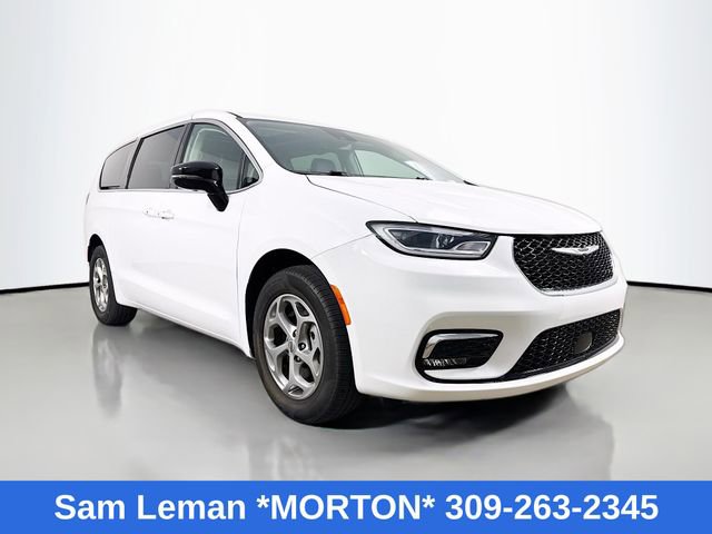 Used 2024 Chrysler Pacifica Limited w/ Trailer Tow Group