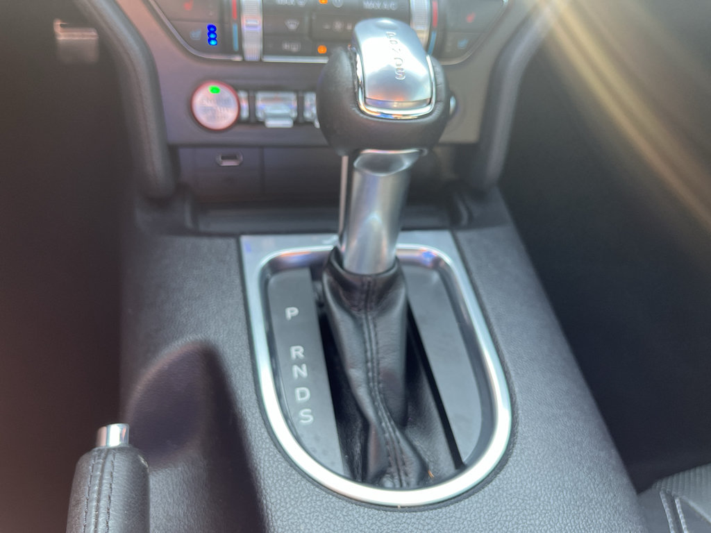 Used 2019 Ford Mustang Premium RWD image 20