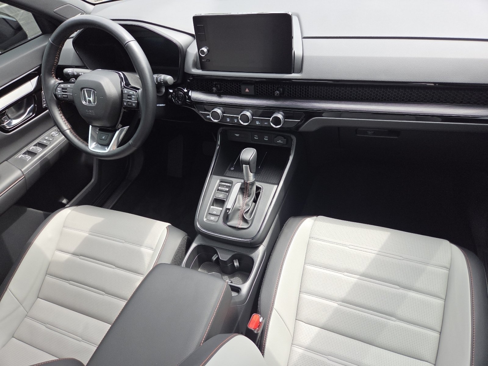 Used 2026 Honda CR-V Sport Touring image 31