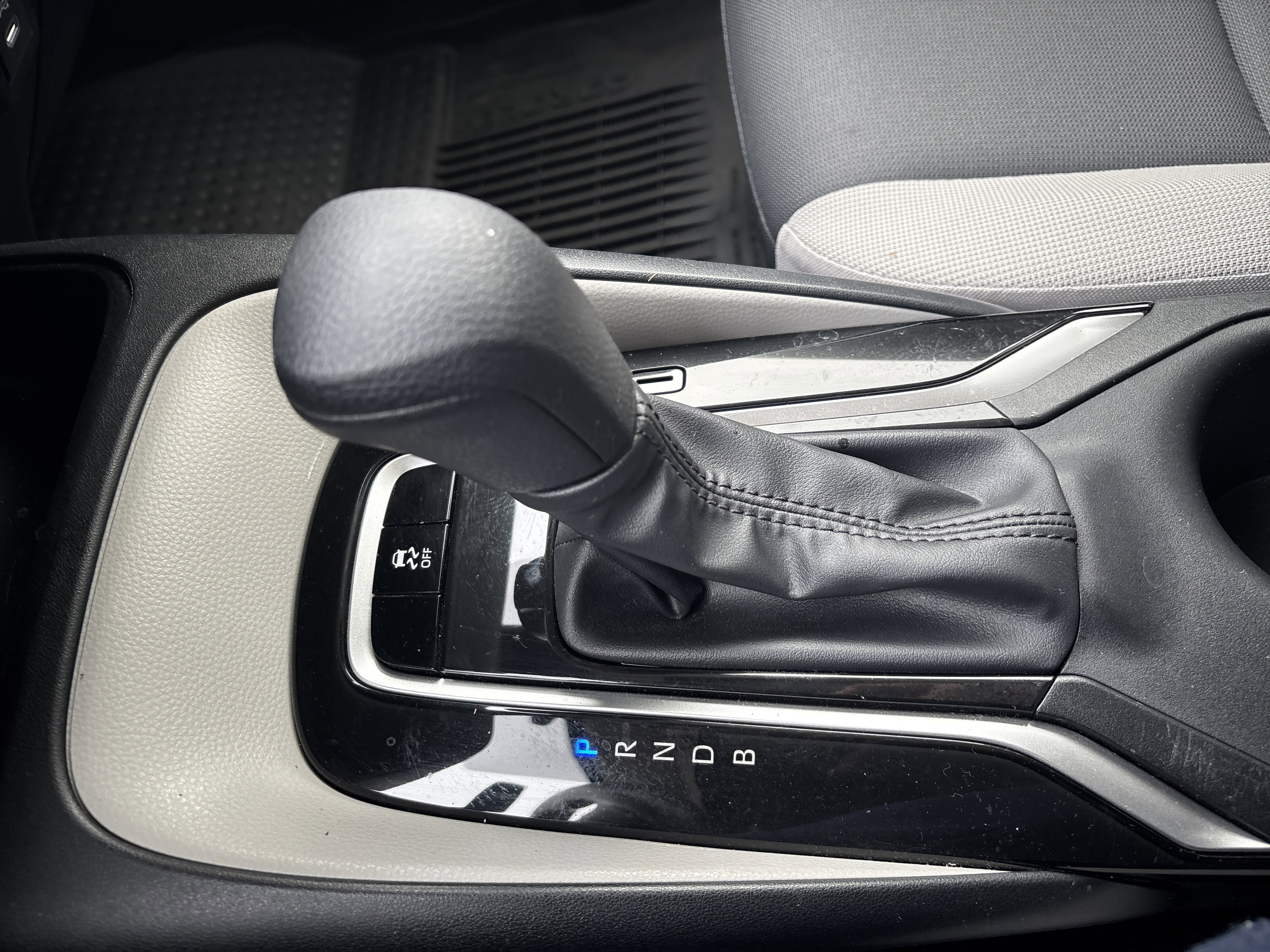 Certified 2023 Toyota Corolla LE image 24