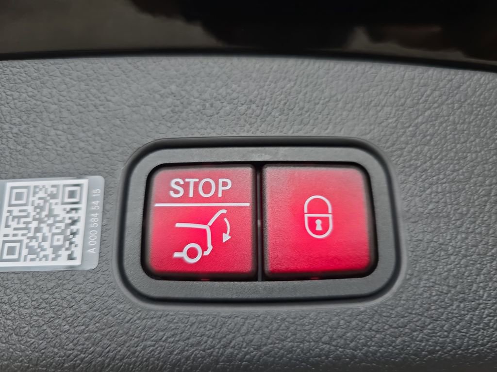 New 2026 Mercedes-Benz GLC 43 AMG 4MATIC image 14