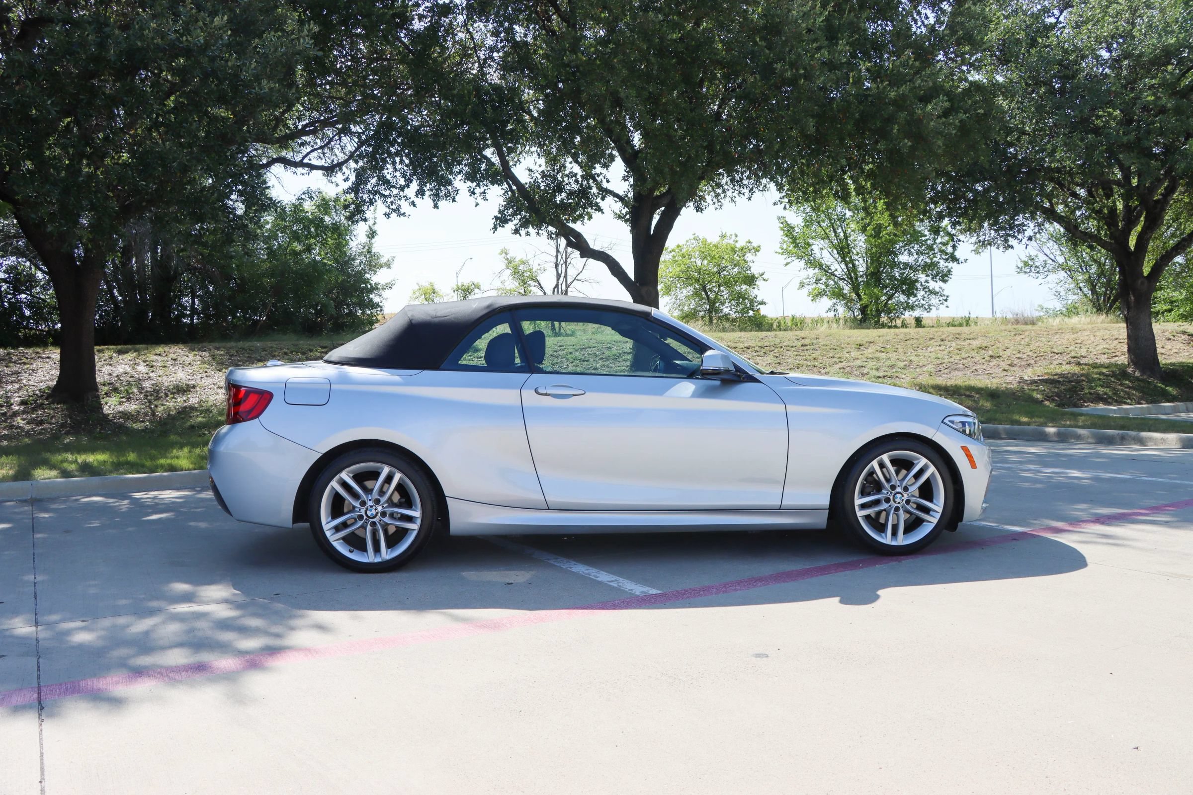 Used 2016 BMW 228i xDrive Convertible w/ M Sport Package AWD/4WD image 16