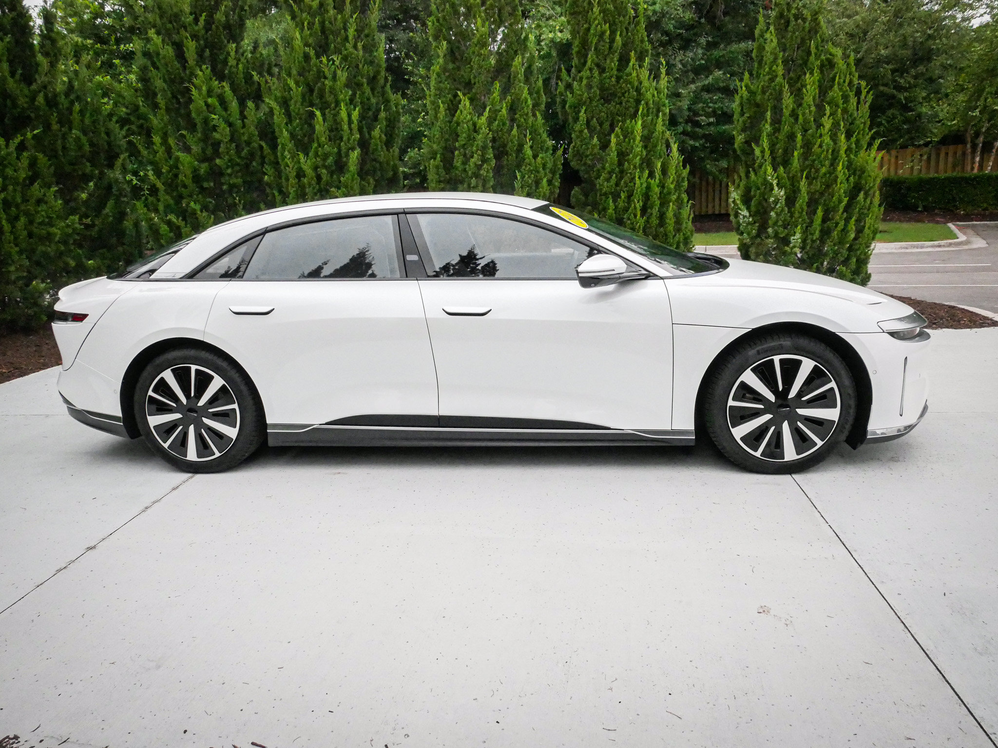 Used 2025 Lucid Air Touring AWD/4WD image 11