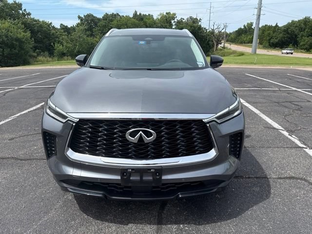 Used 2023 INFINITI QX60 Luxe w/ Cargo Package AWD/4WD image 2