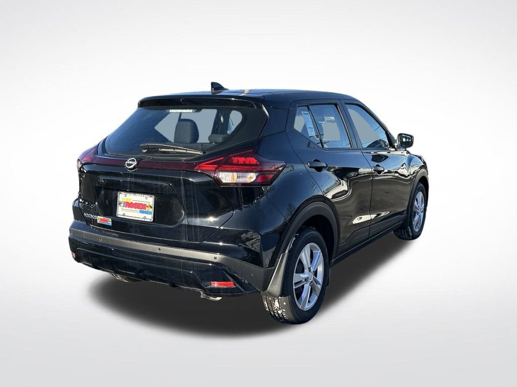 New 2025 Nissan Kicks Play S image 5