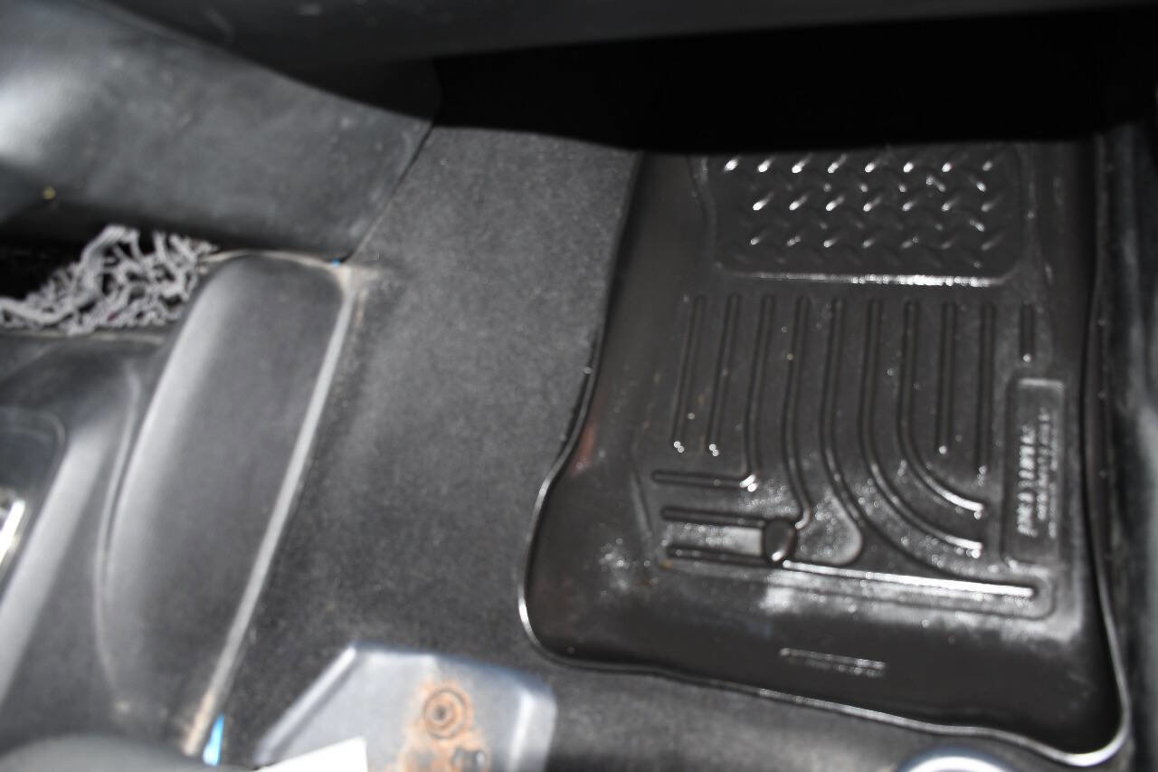 Used 2012 Jeep Wrangler Unlimited Sport image 24