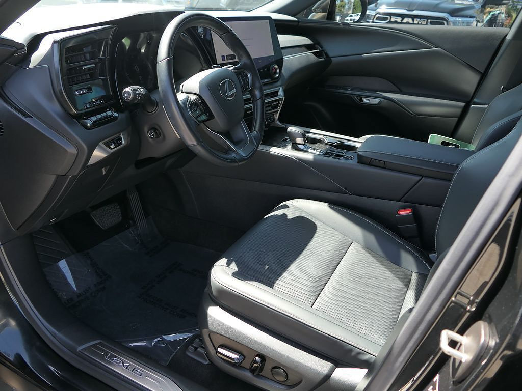 Used 2024 Lexus RX 350 Premium w/ Cold Area Package FWD image 10