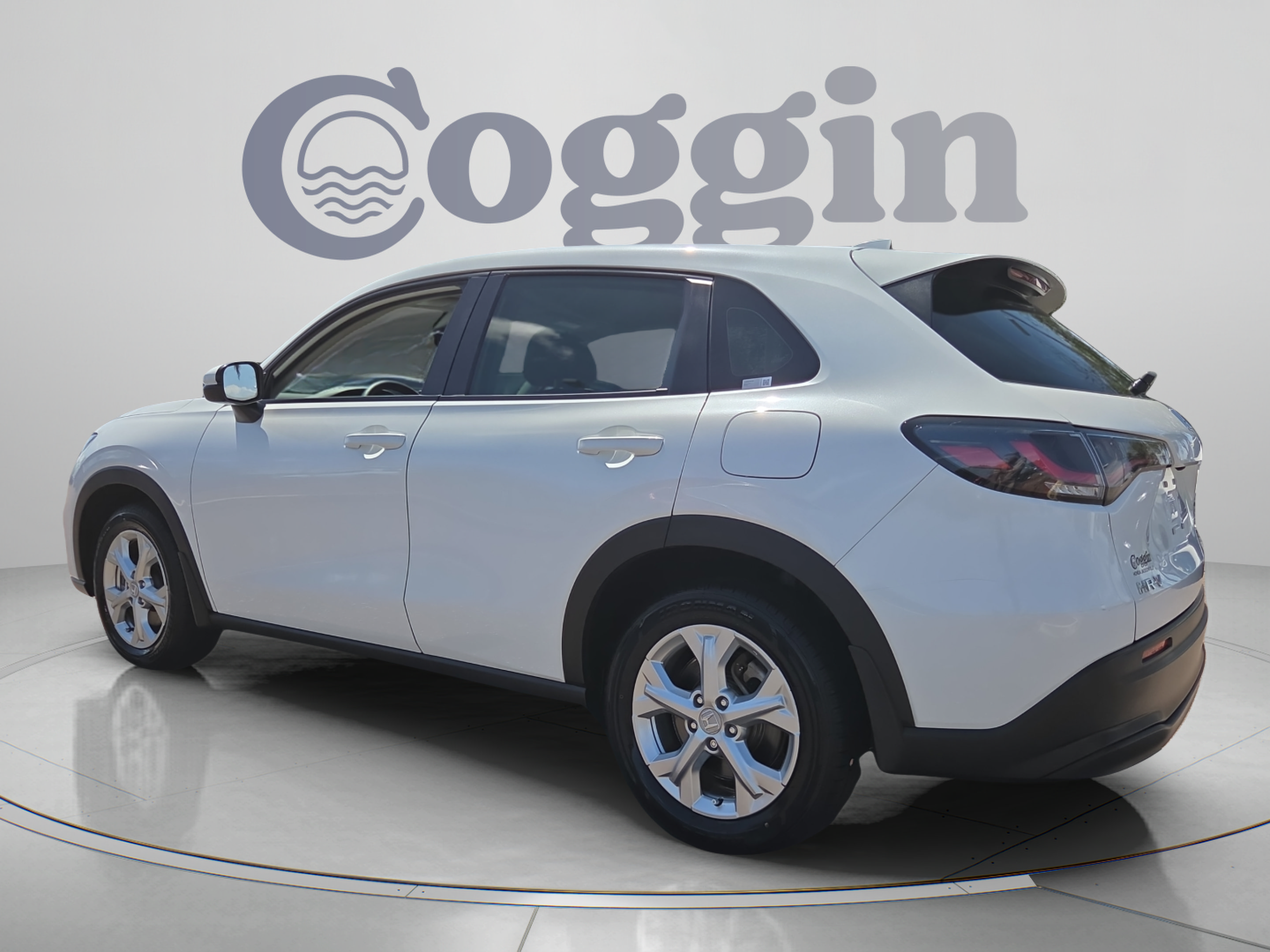 Certified 2024 Honda HR-V LX image 3