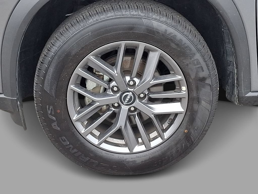Used 2024 Nissan Rogue S AWD/4WD image 8