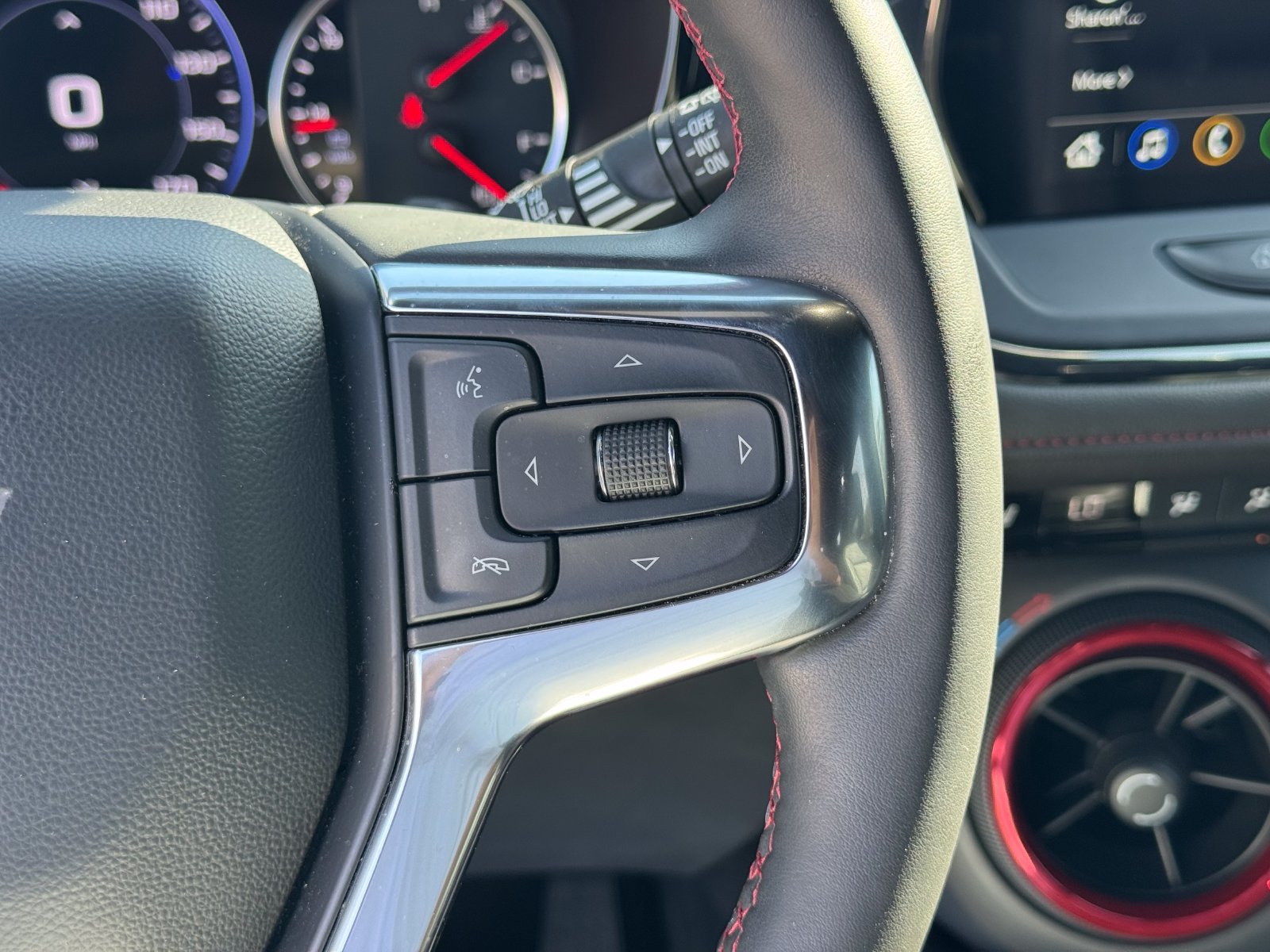 Used 2023 Chevrolet Blazer RS FWD image 30