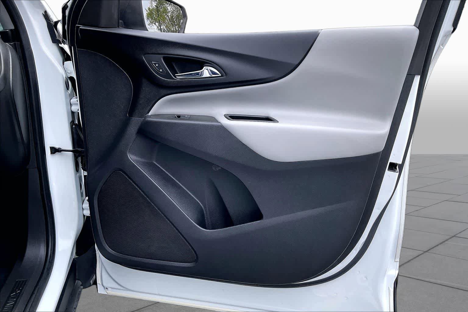 Certified 2022 Chevrolet Equinox LS w/ LS Convenience Package FWD image 23