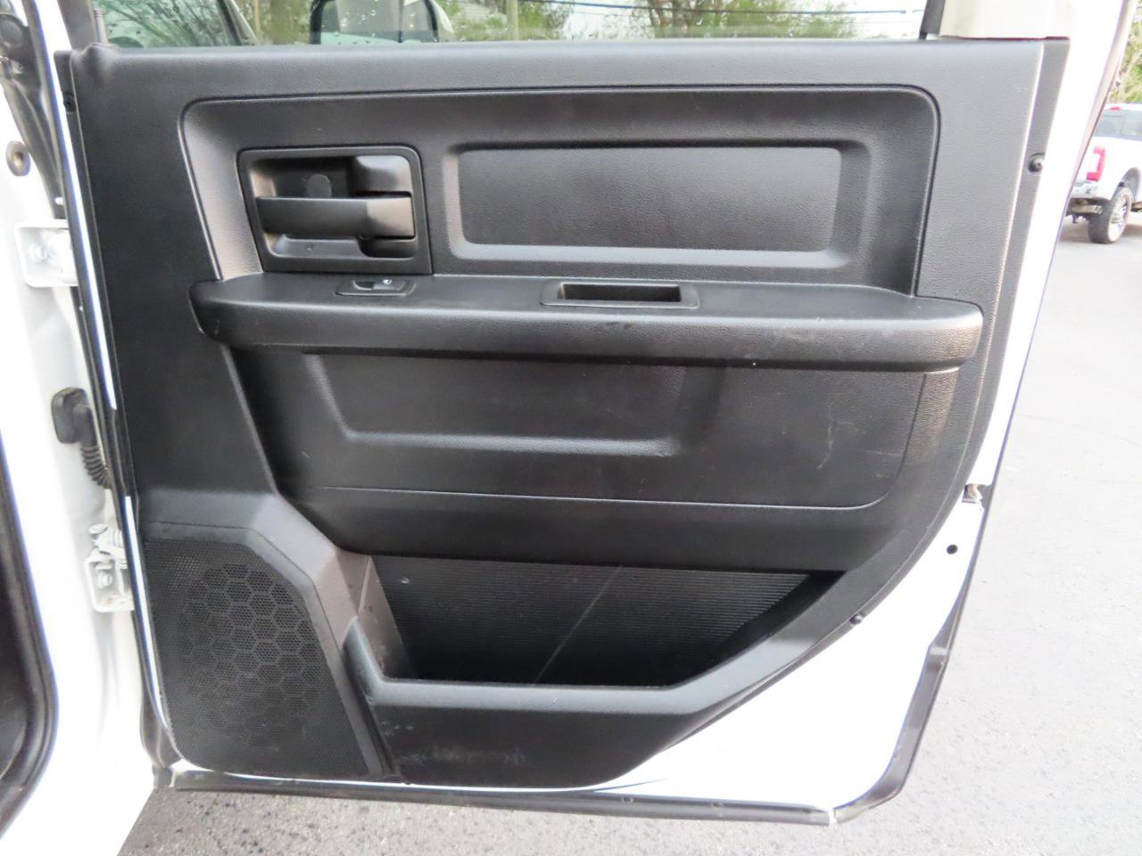 Used 2016 RAM 5500 Tradesman image 35