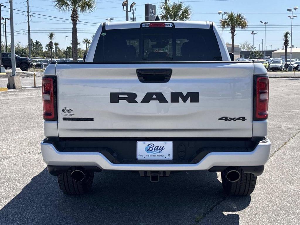 New 2026 RAM 1500 4x4 Crew Cab image 4