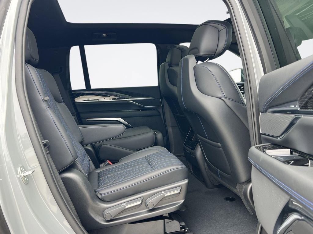 New 2026 Cadillac Escalade IQL Luxury AWD/4WD image 34