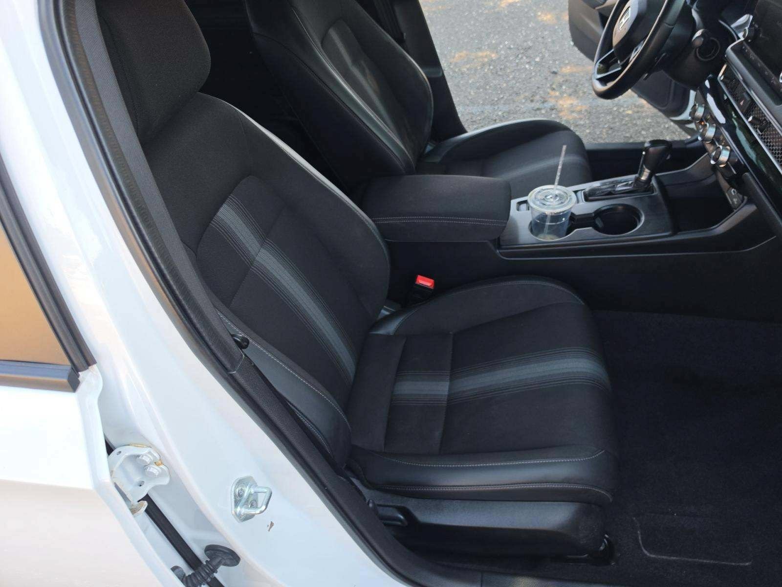 Used 2023 Honda Civic Sport image 13