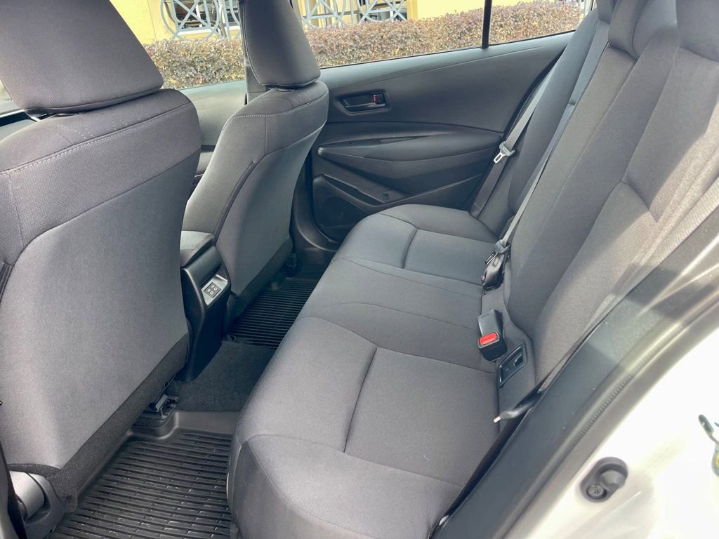 Used 2025 Toyota Corolla LE image 11