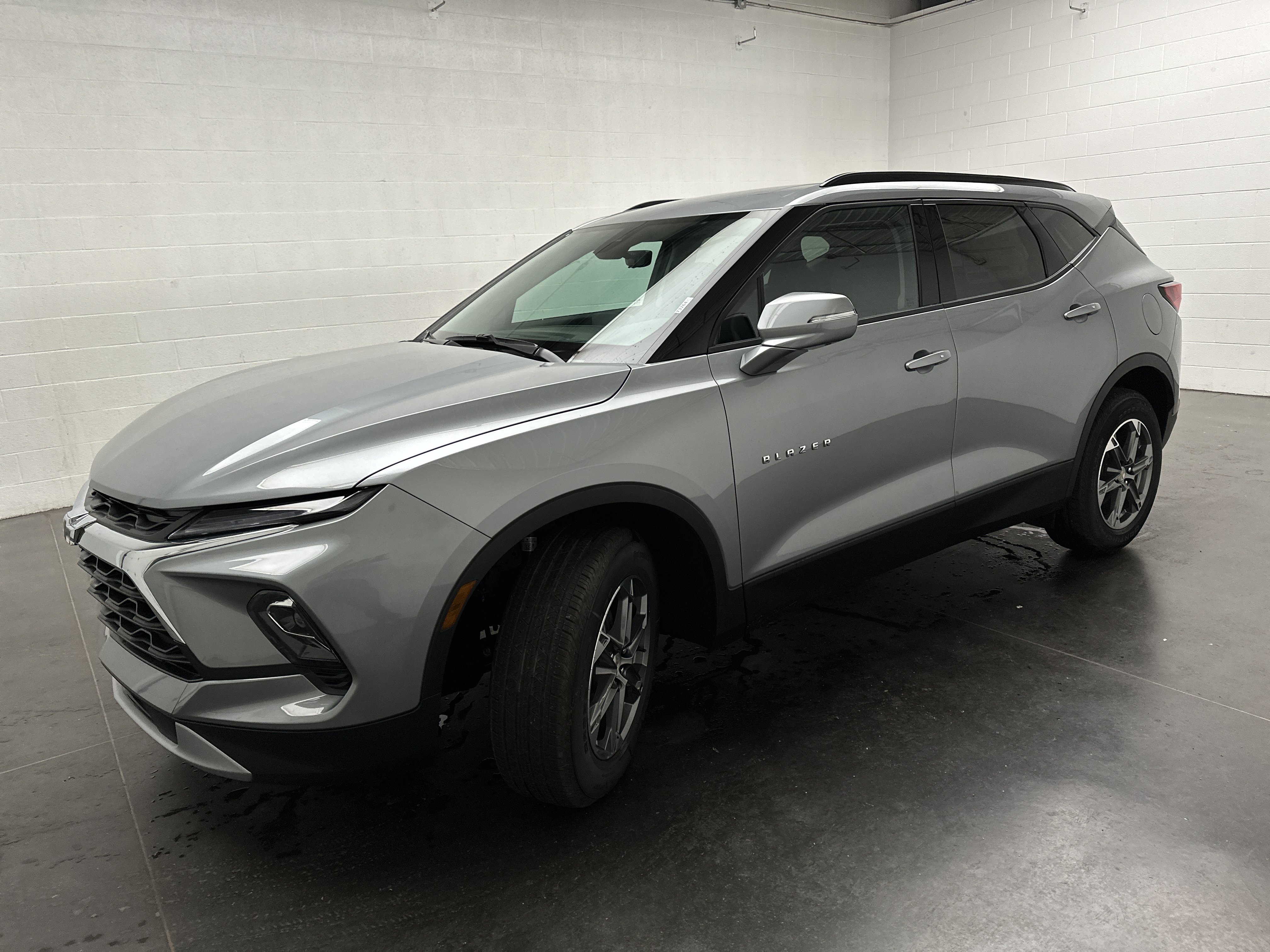 New 2026 Chevrolet Blazer LT w/ Sound & Technology Package FWD image 4