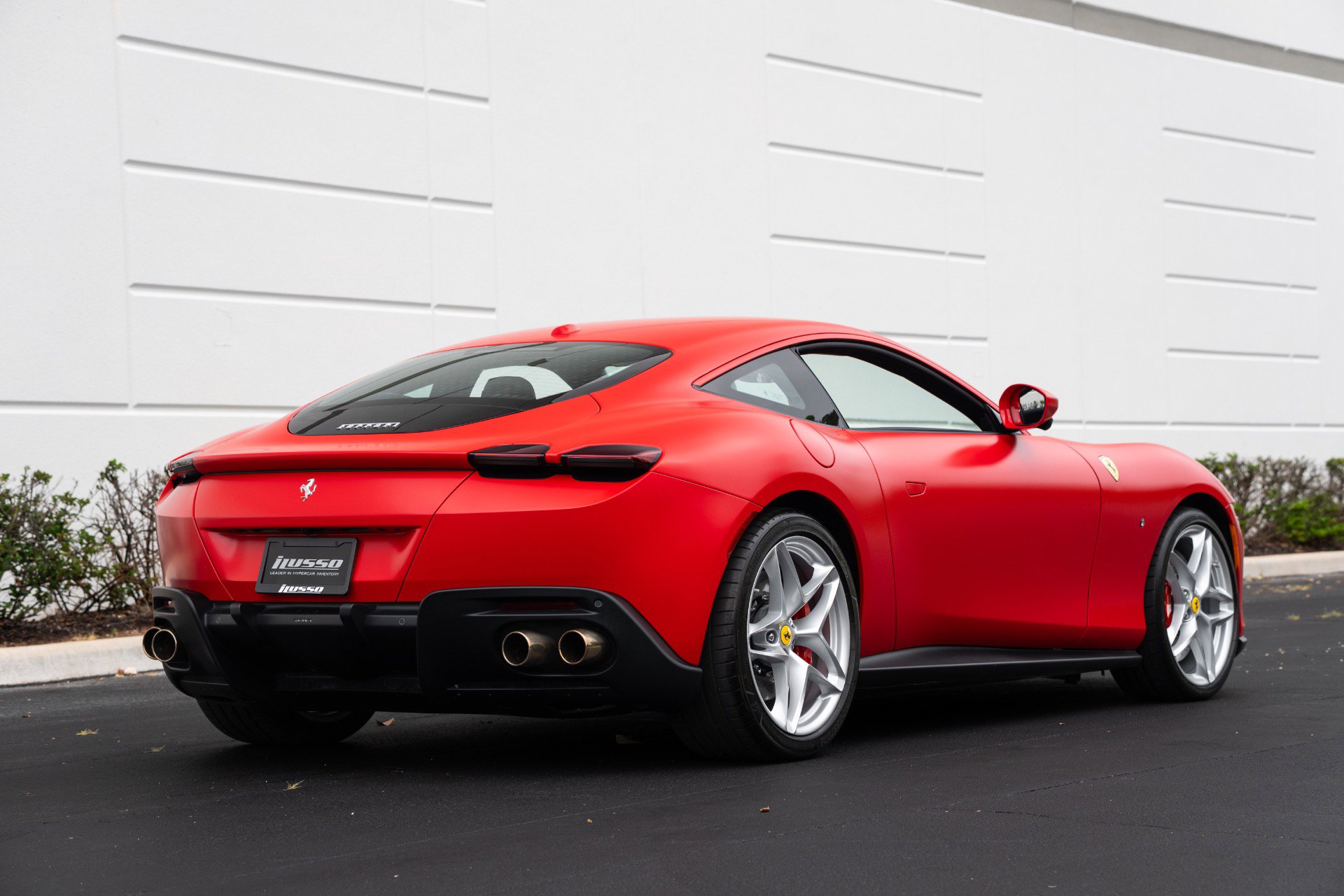 Used 2023 Ferrari Roma RWD image 17