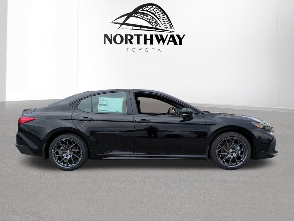 New 2026 Toyota Camry SE image 3