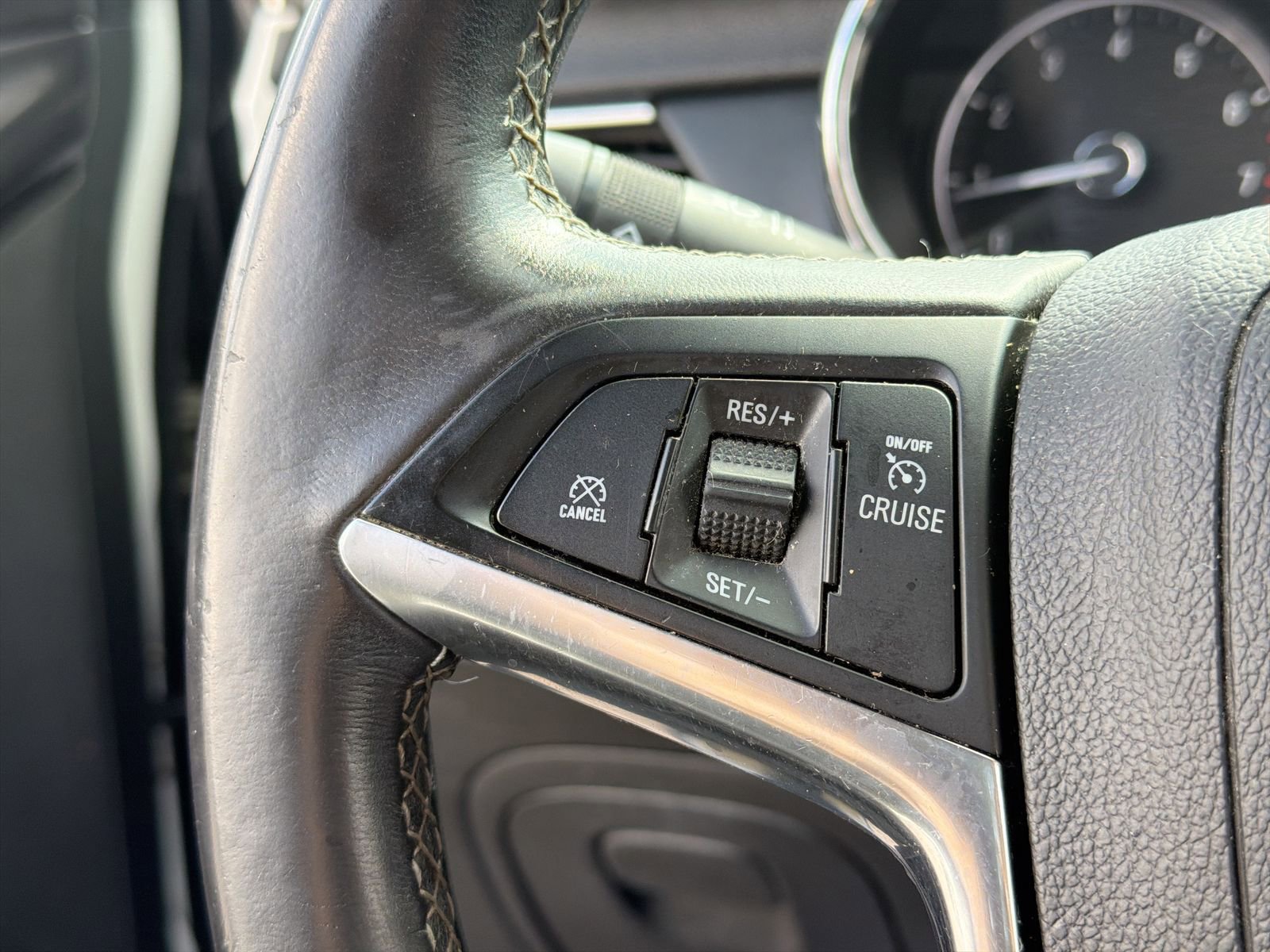 Used 2017 Buick Encore Preferred image 26