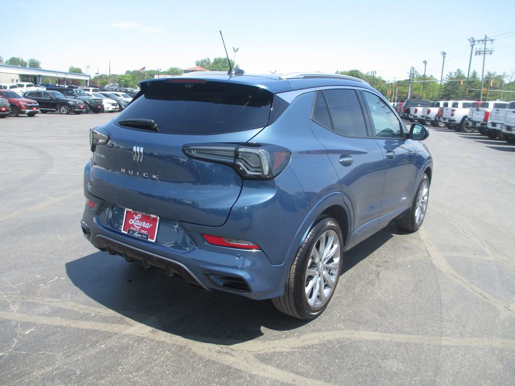 Used 2026 Buick Encore GX Avenir w/ Avenir Technology Package FWD image 6