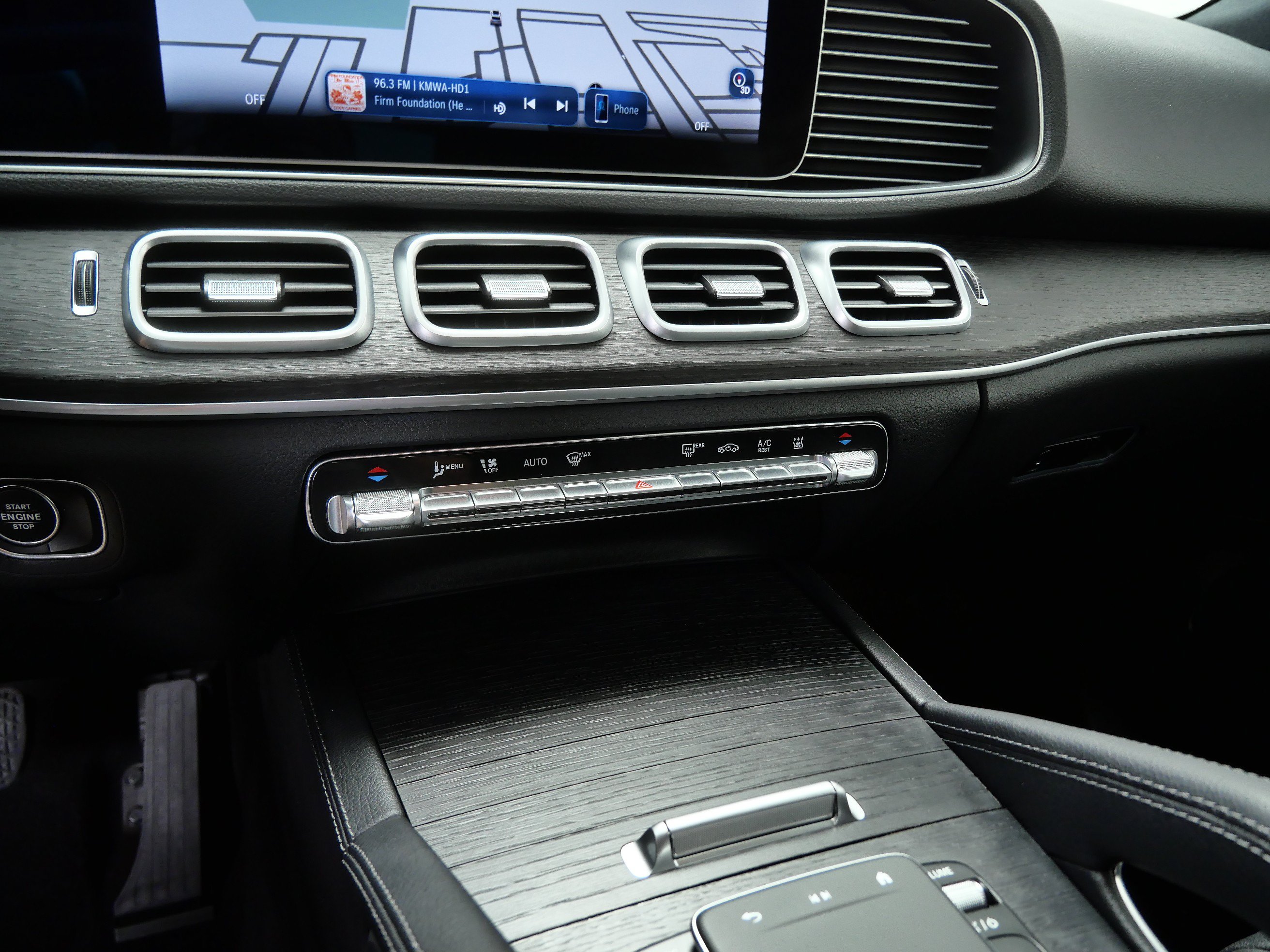 Certified 2026 Mercedes-Benz GLE 450e 4MATIC image 21