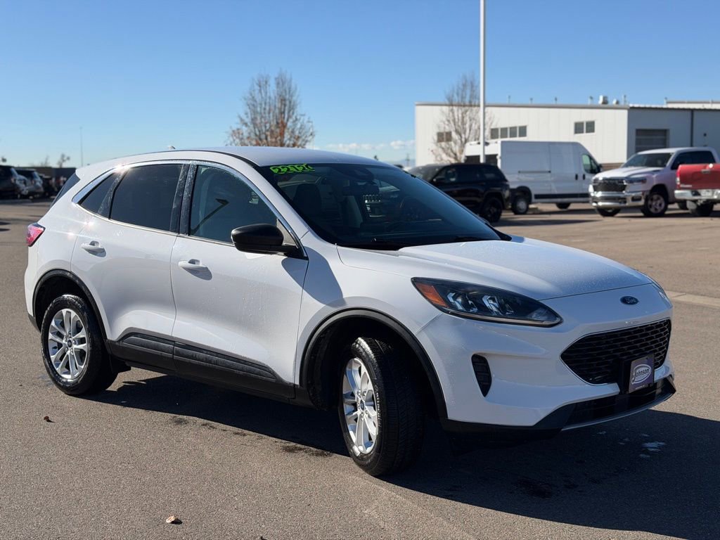 Used 2022 Ford Escape SE image 4
