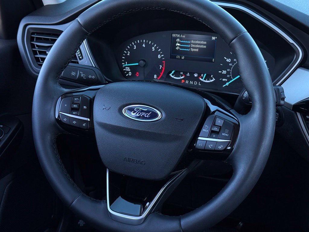 Used 2022 Ford Explorer XLT AWD/4WD image 7