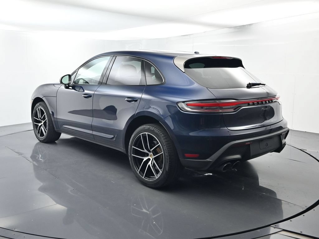 Certified 2023 Porsche Macan Turbo AWD/4WD image 3