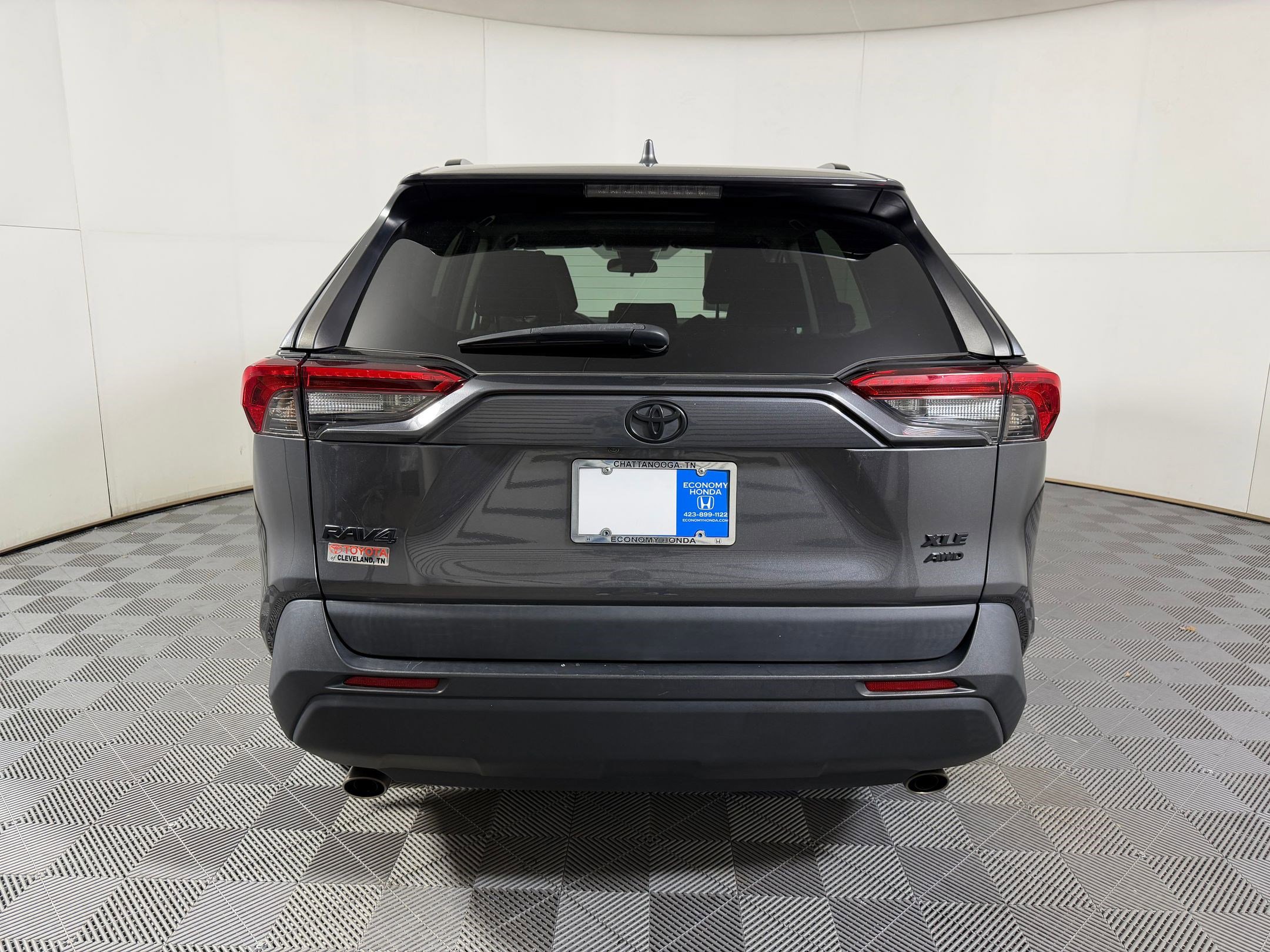 Used 2021 Toyota RAV4 XLE w/ Convenience Package AWD/4WD image 8