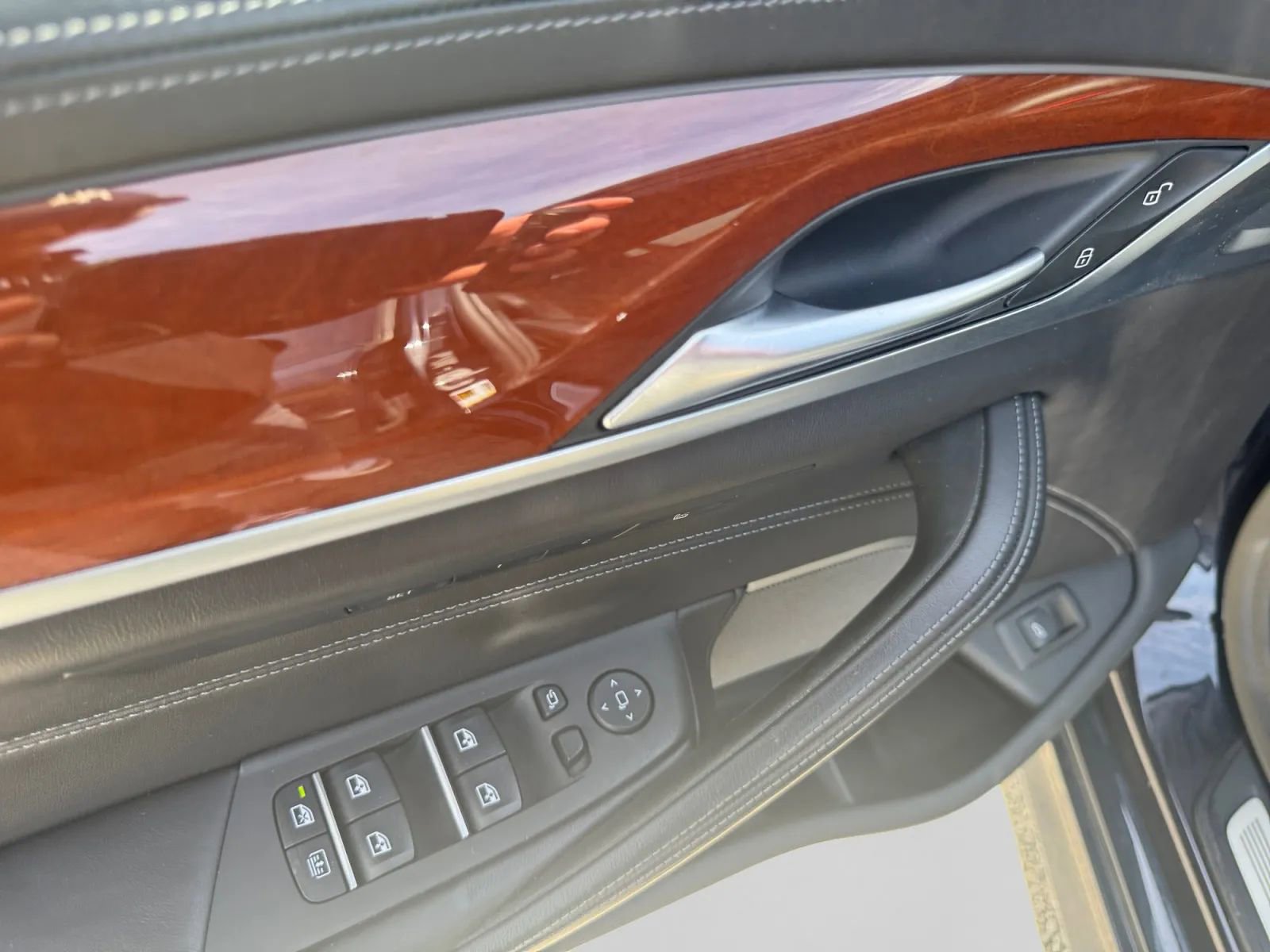 Used 2021 BMW M5 w/ Executive Package AWD/4WD image 15