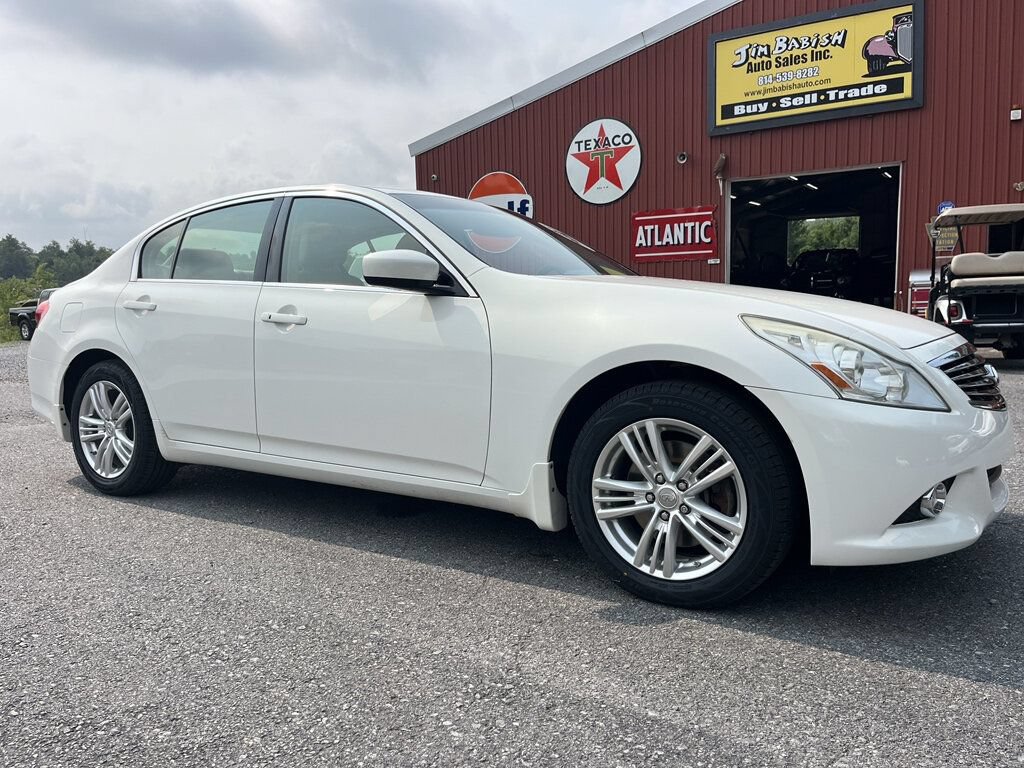 Used 2013 INFINITI G37 x Sedan w/ Premium Pkg AWD/4WD image 1