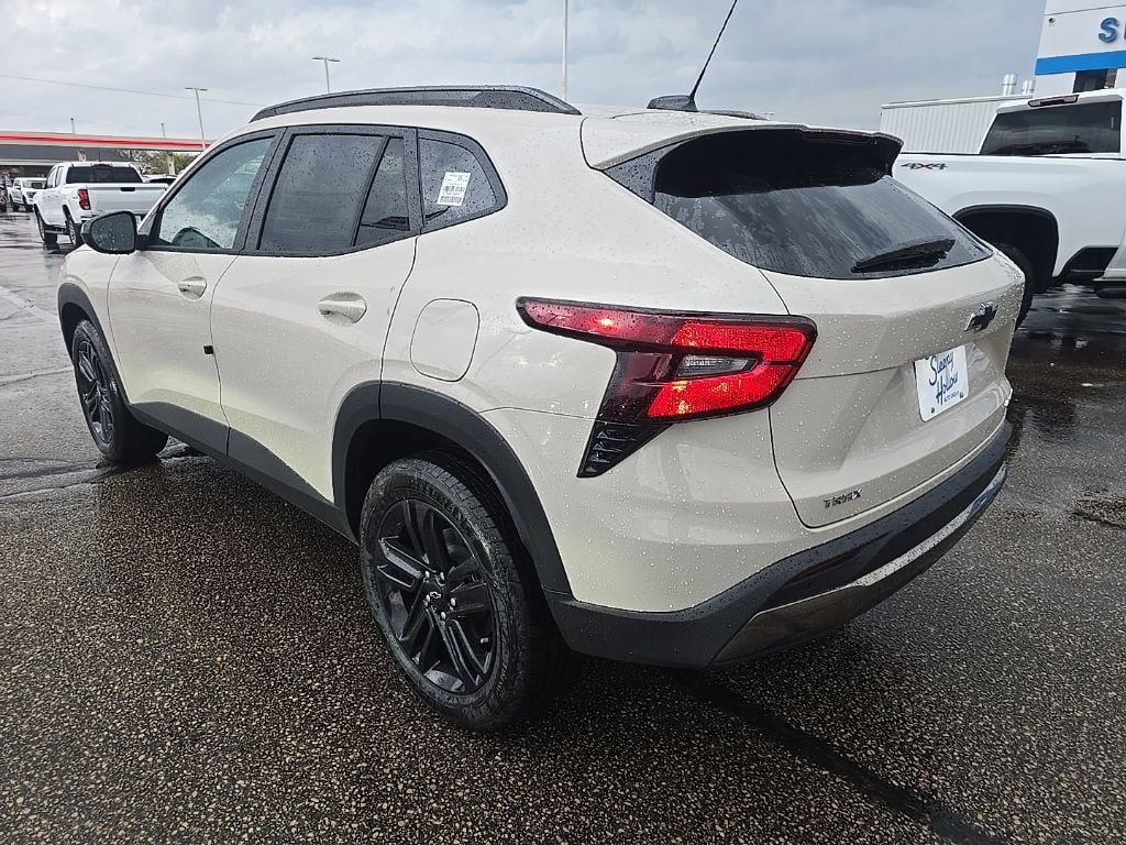 New 2026 Chevrolet Trax ACTIV w/ Driver Confidence Package FWD image 8